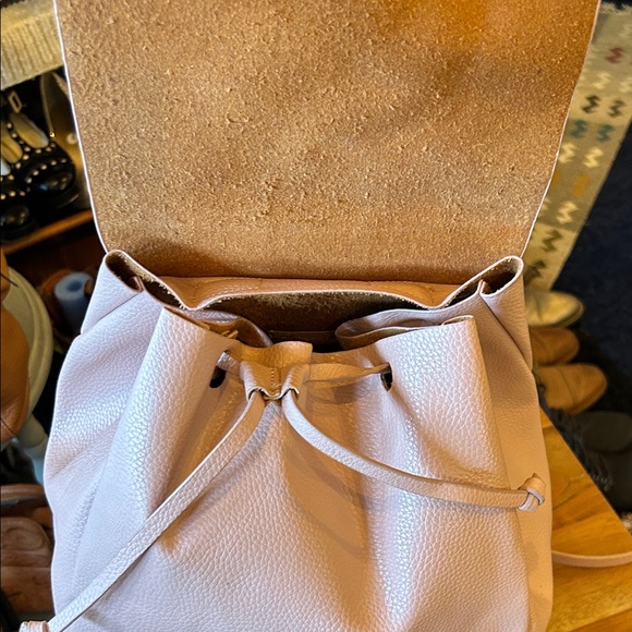 Pink Leather Backpack - Picture 4 of 9